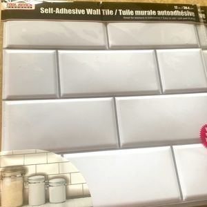 19 Wall tiles self adhesive